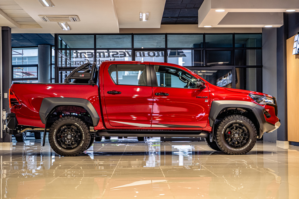 TOYOTA HILUX HILUX 2.8 GD-6 GR-S 4X4 A/T P/U D/C - 19