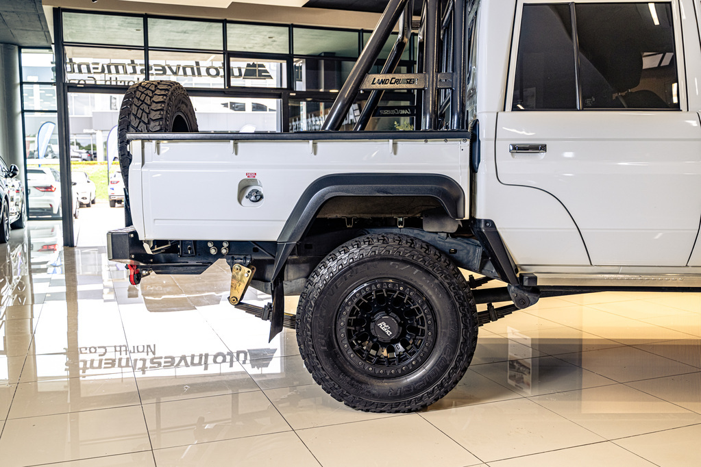 TOYOTA LAND CRUISER 79 LAND CRUISER 79 4.5D P/U D/C - 18