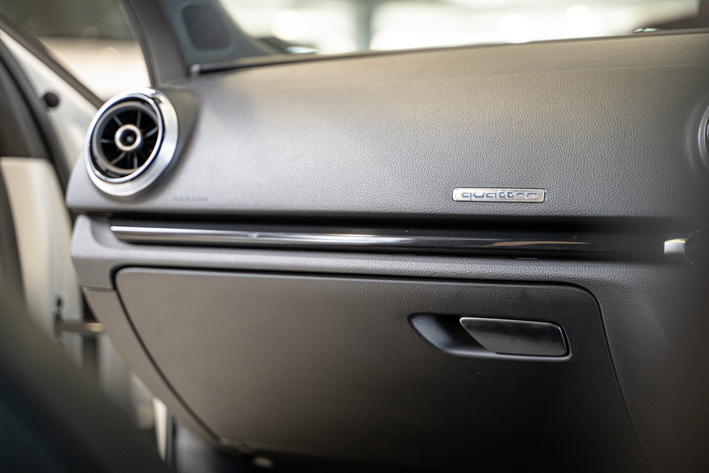 AUDI S3 RS3 SPORTBACK STRONIC - 11
