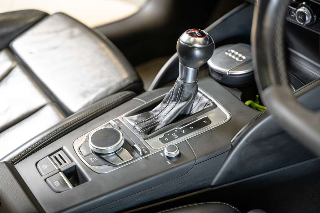 AUDI S3 RS3 SPORTBACK STRONIC - 15