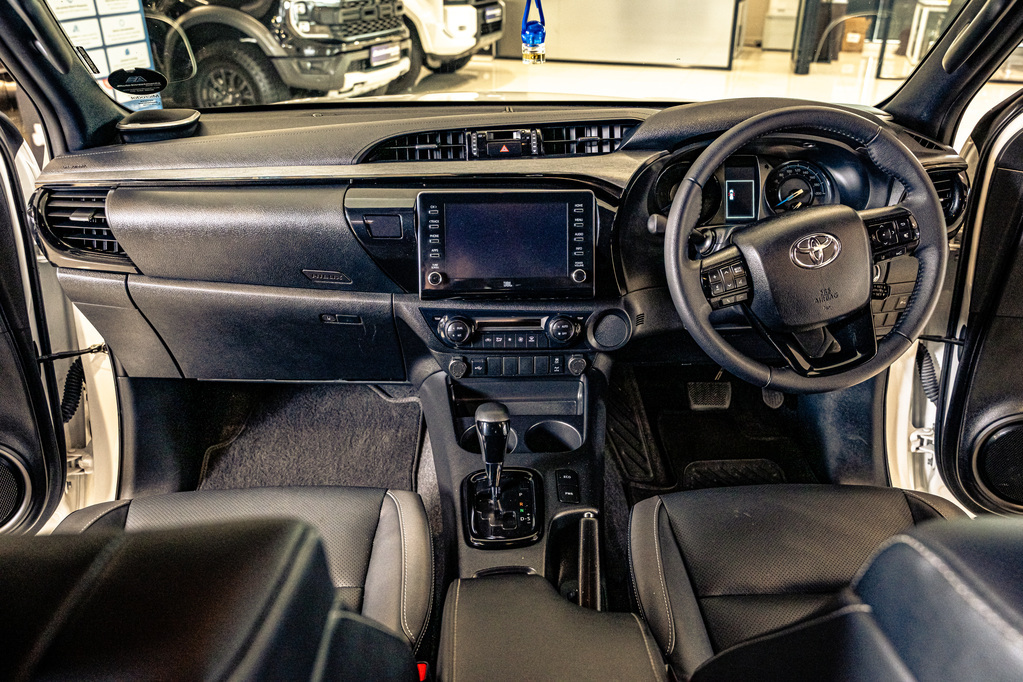 TOYOTA HILUX HILUX 2.8 GD-6 RB LEGEND A/T P/U D/C - 5