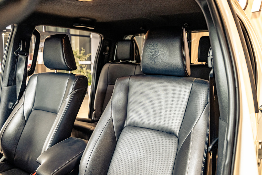 TOYOTA HILUX HILUX 2.8 GD-6 RB LEGEND A/T P/U D/C - 9