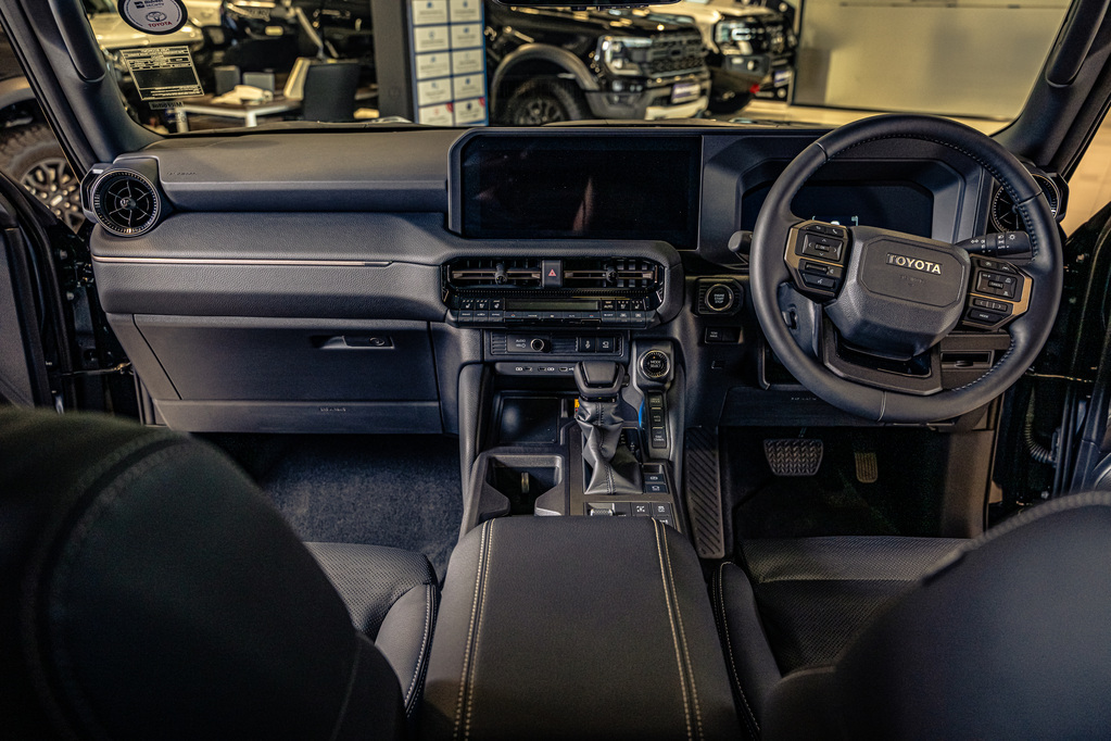 TOYOTA PRADO PRADO VX-R 2.8GD A/T - 12