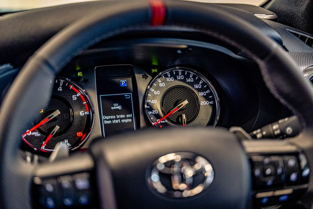 TOYOTA HILUX HILUX 2.8 GD-6 GR-S 4X4 A/T P/U D/C - 10