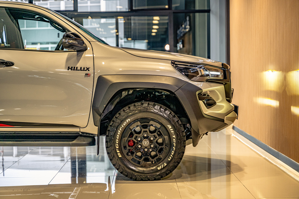 TOYOTA HILUX HILUX 2.8 GD-6 GR-S 4X4 A/T P/U D/C - 15