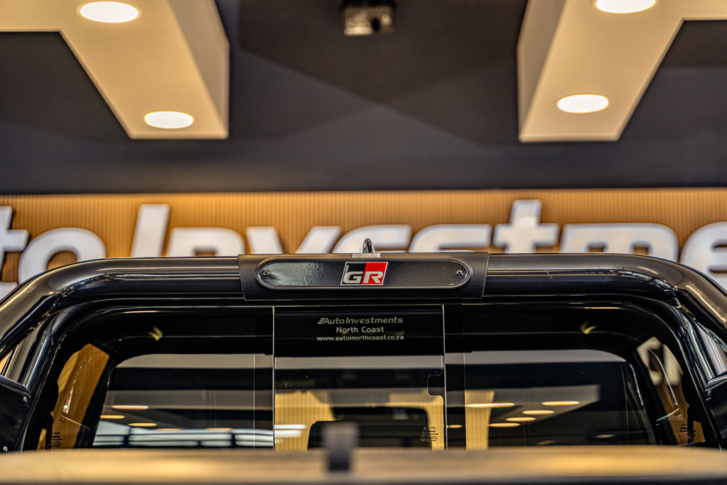 TOYOTA HILUX HILUX 2.8 GD-6 GR-S 4X4 A/T P/U D/C - 16