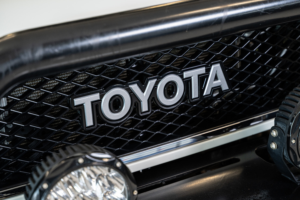 TOYOTA LAND CRUISER 79 LAND CRUISER 79 4.5D 70TH ED P/U D/C - 6
