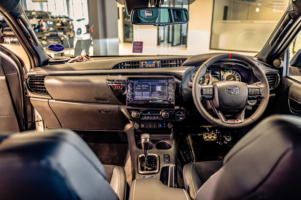 TOYOTA HILUX HILUX 2.8 GD-6 GR-S 4X4 A/T P/U D/C - 11