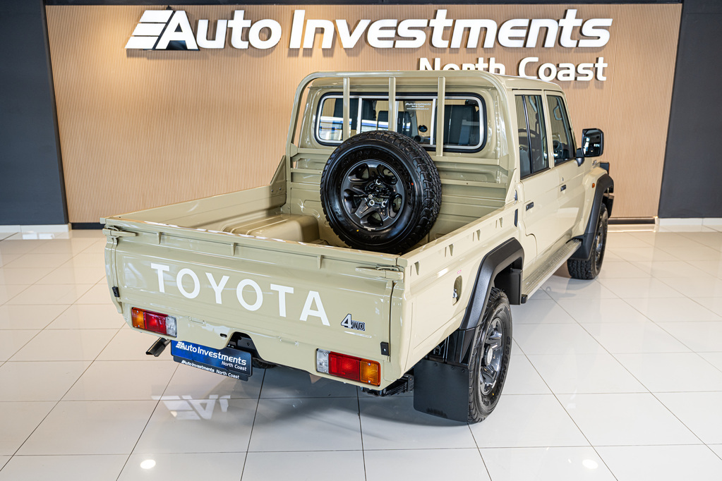 TOYOTA LAND CRUISER 79 LAND CRUISER 79 2.8 GD-6 P/U D/C A/T - 18