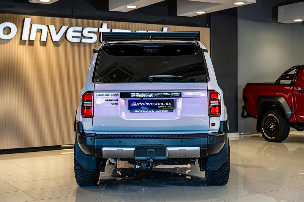 TOYOTA PRADO PRADO VX-R 2.8GD A/T - 17