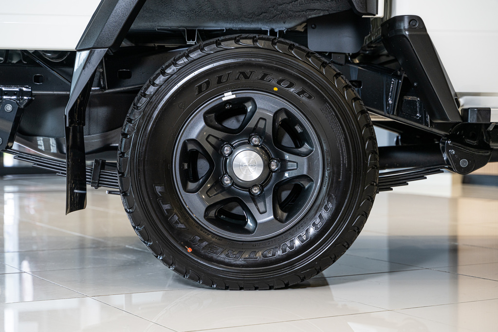 TOYOTA LAND CRUISER 79 LAND CRUISER 79 2.8 GD-6 P/U D/C A/T - 18