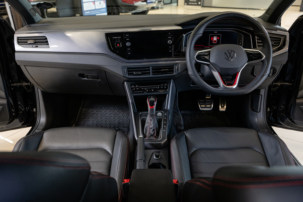 VOLKSWAGEN POLO POLO 2.0 GTI DSG (147KW)