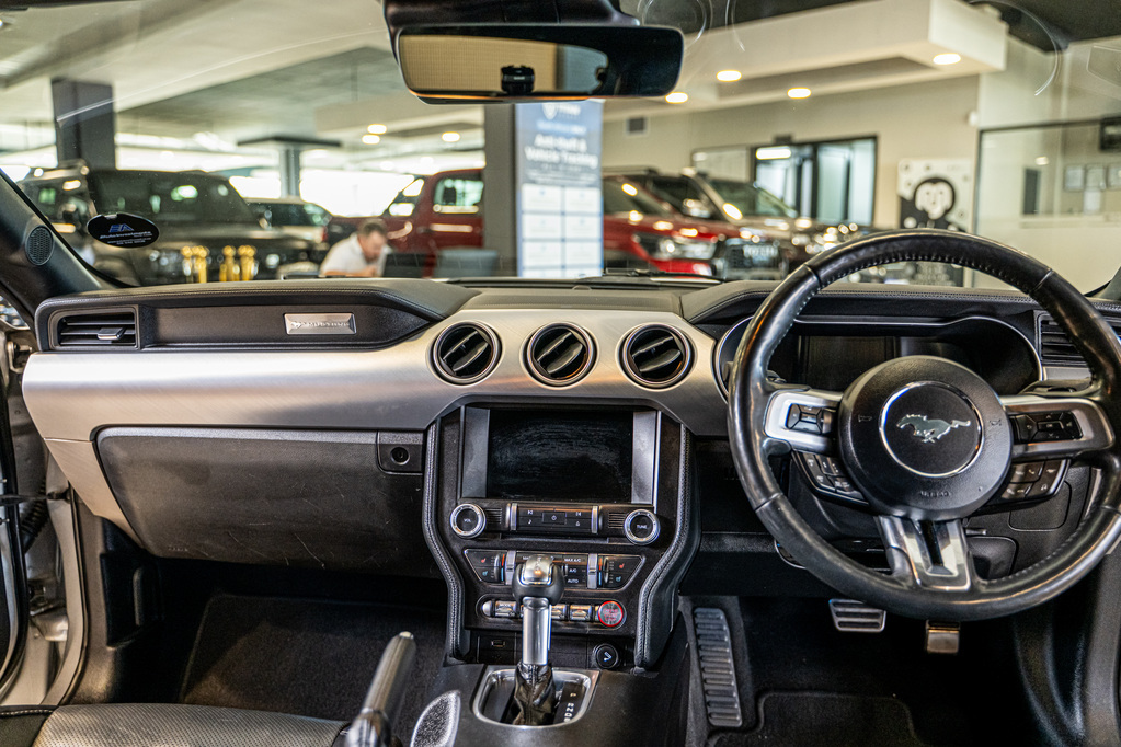 FORD MUSTANG MUSTANG 2.3 CONVERT A/T - 10