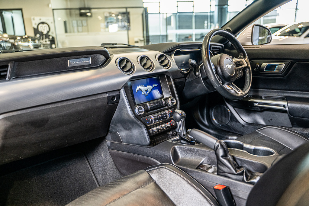 FORD MUSTANG MUSTANG 2.3 CONVERT A/T - 9