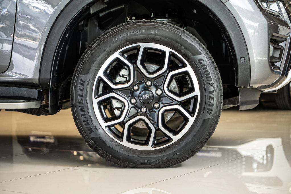 FORD RANGER RANGER 2.0D BI-TURBO WILDTRAK 4X4 A/T D/C P/U - 13