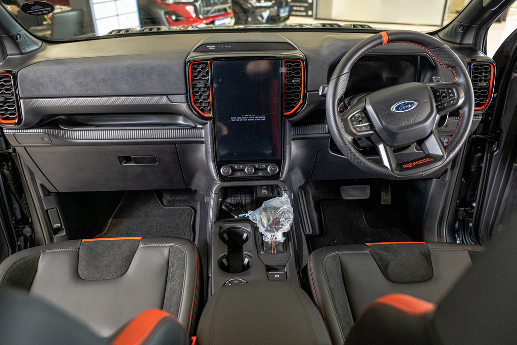 FORD RANGER RANGER 3.0 V6 BI TURBO ECOBOOST RAPTOR 4X4 A/T - 7