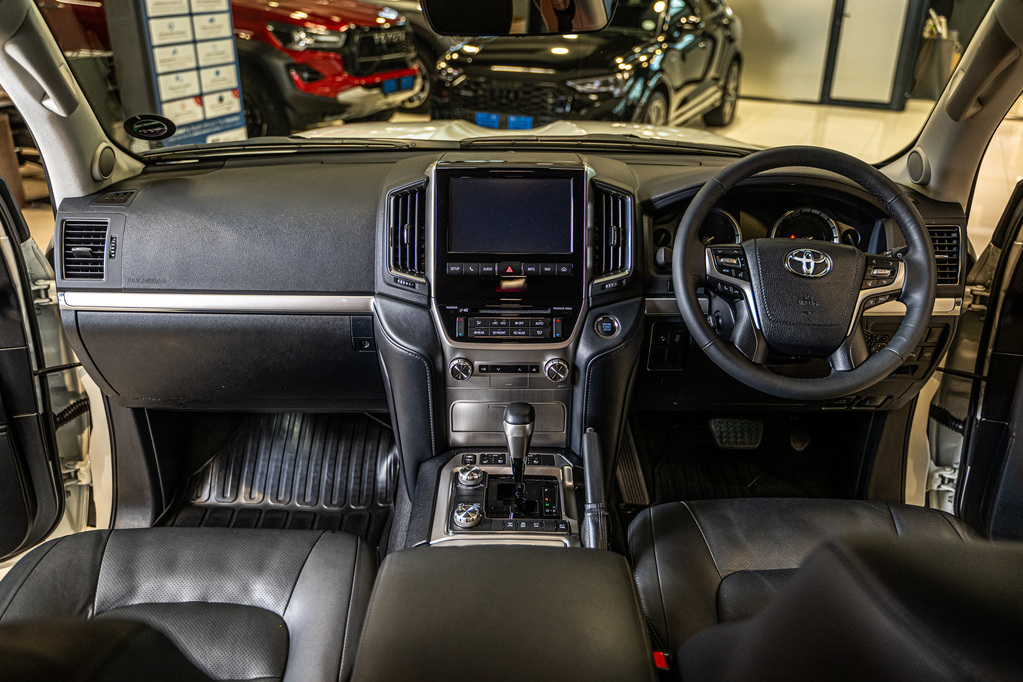 TOYOTA LAND CRUISER 200 LAND CRUISER 200 V8 4.5D VX-R A/T - 7