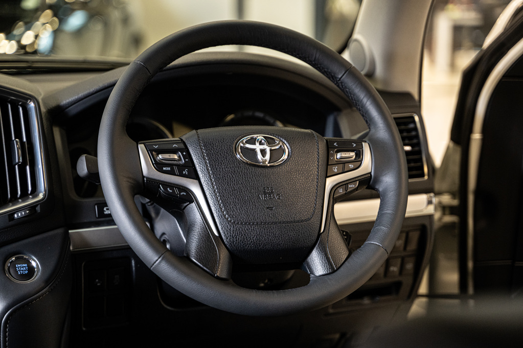 TOYOTA LAND CRUISER 200 LAND CRUISER 200 V8 4.5D VX-R A/T - 8