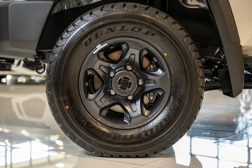 TOYOTA LAND CRUISER 79 LAND CRUISER 79 2.8 GD-6 P/U D/C A/T - 5