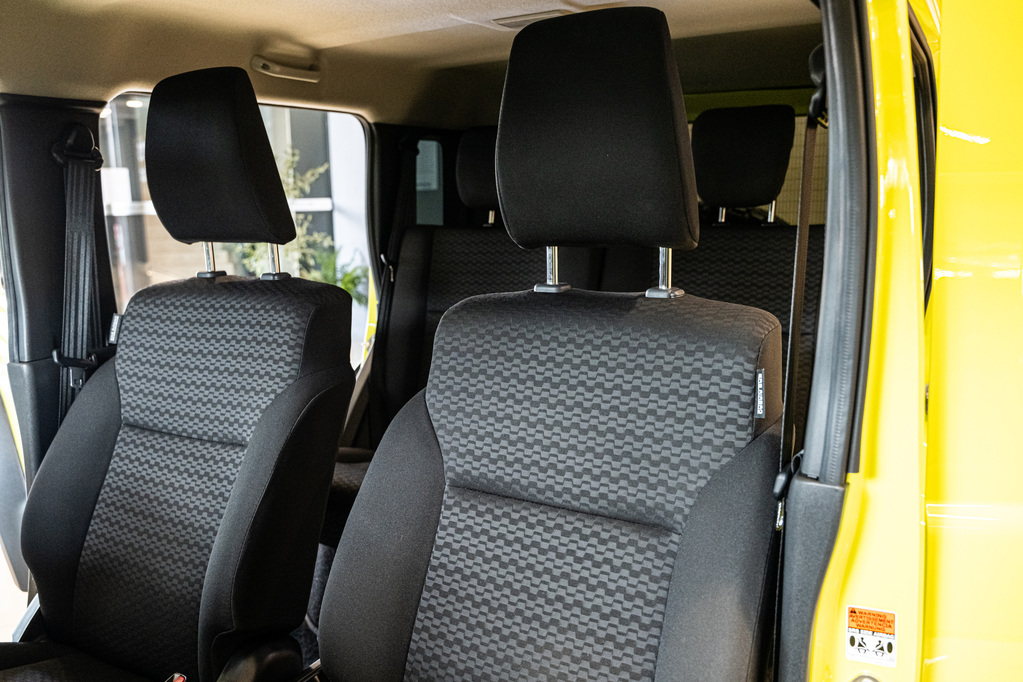 SUZUKI JIMNY JIMNY 1.5 GLX A/T 5DR - 5