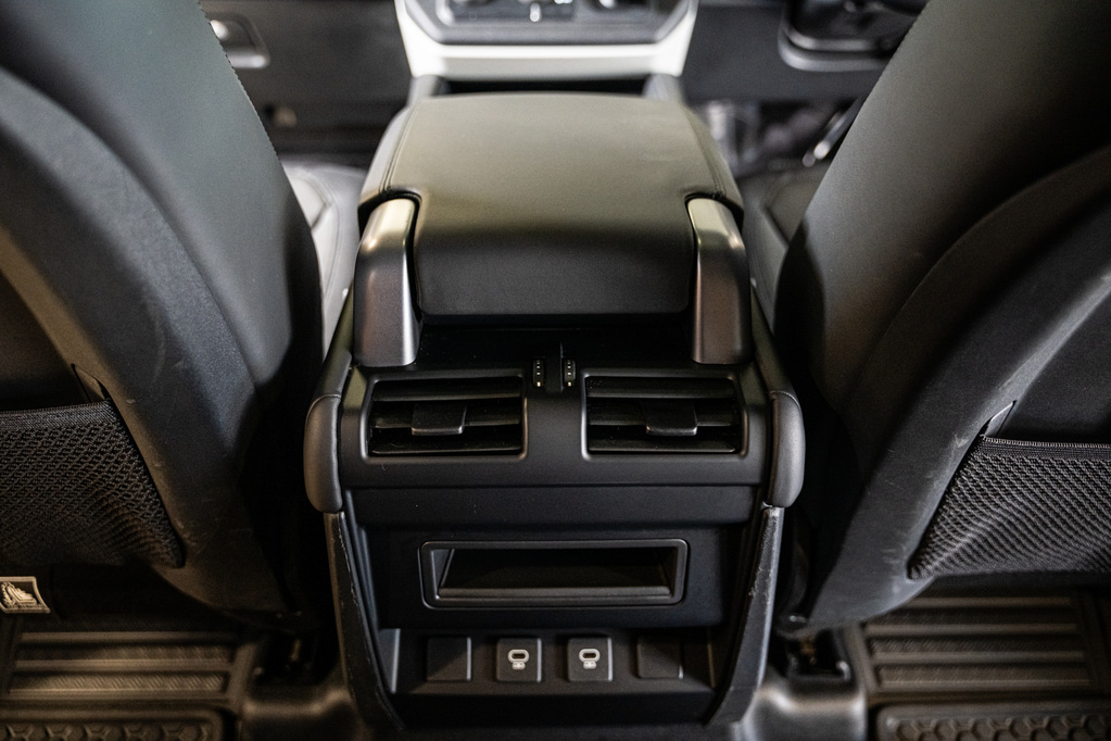LAND ROVER DEFENDER DEFENDER 110 D300 HSE X-DYNAMIC - 16