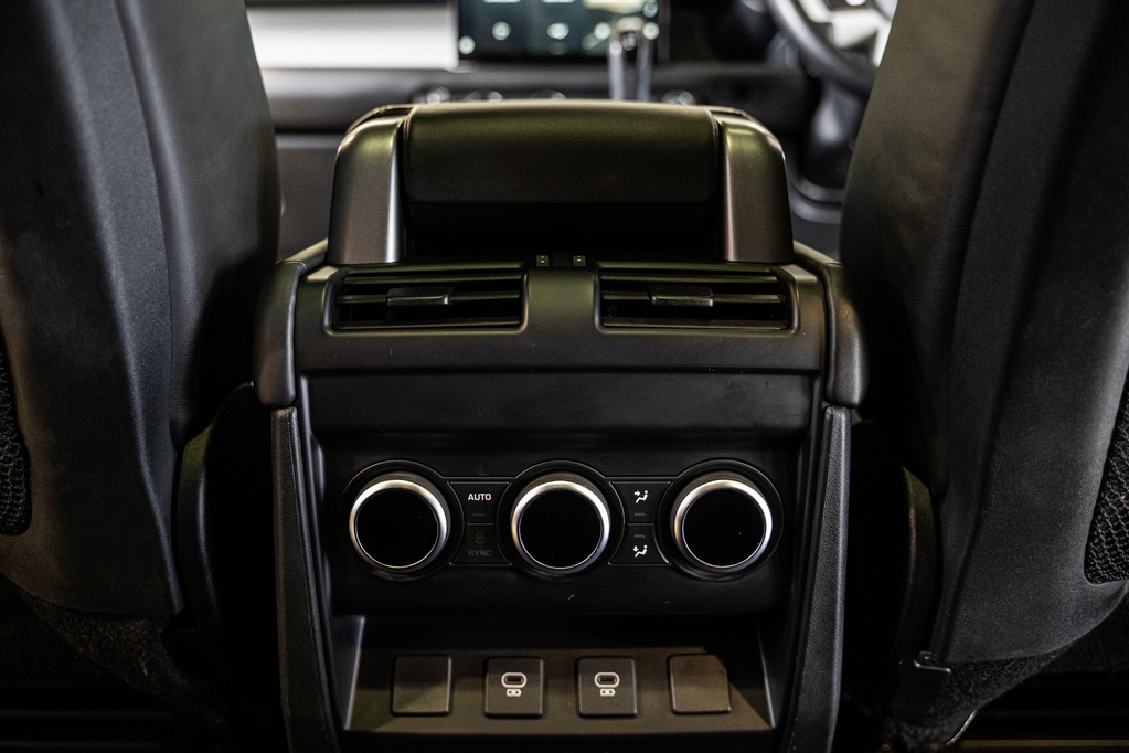 LAND ROVER DEFENDER DEFENDER 110 D300 HSE X-DYNAMIC - 15