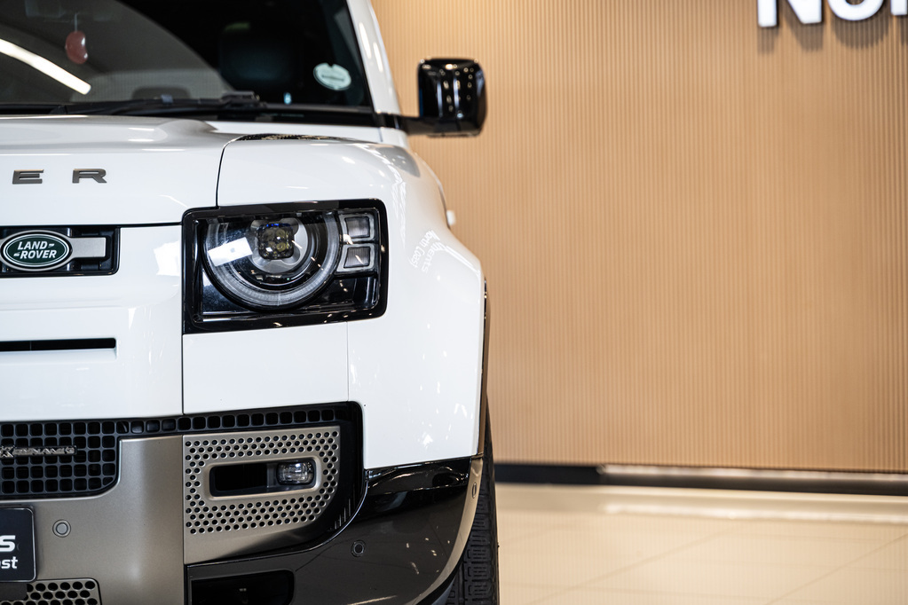 LAND ROVER DEFENDER DEFENDER 110 D300 HSE X-DYNAMIC - 5