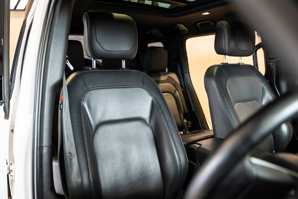 LAND ROVER DEFENDER DEFENDER 110 D300 HSE X-DYNAMIC - 9