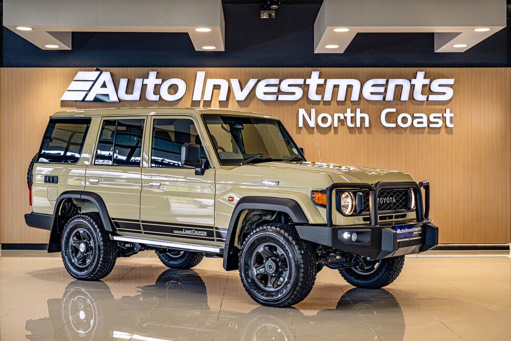 TOYOTA LAND CRUISER 76 LANDCRUISER 76 2.8 GD-6 VX S/W A/T - 1