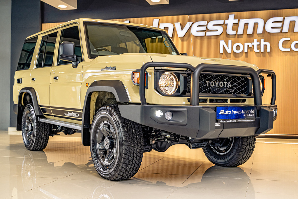 TOYOTA LAND CRUISER 76 LANDCRUISER 76 2.8 GD-6 VX S/W A/T - 4