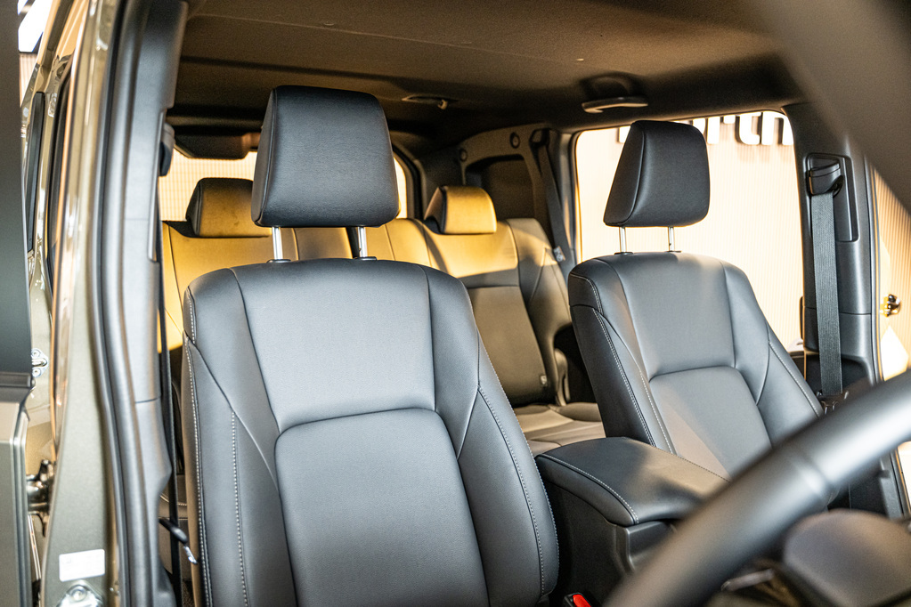 TOYOTA LANDCRUISER L/CRUISER FJ 2.7 VX A/T - 12