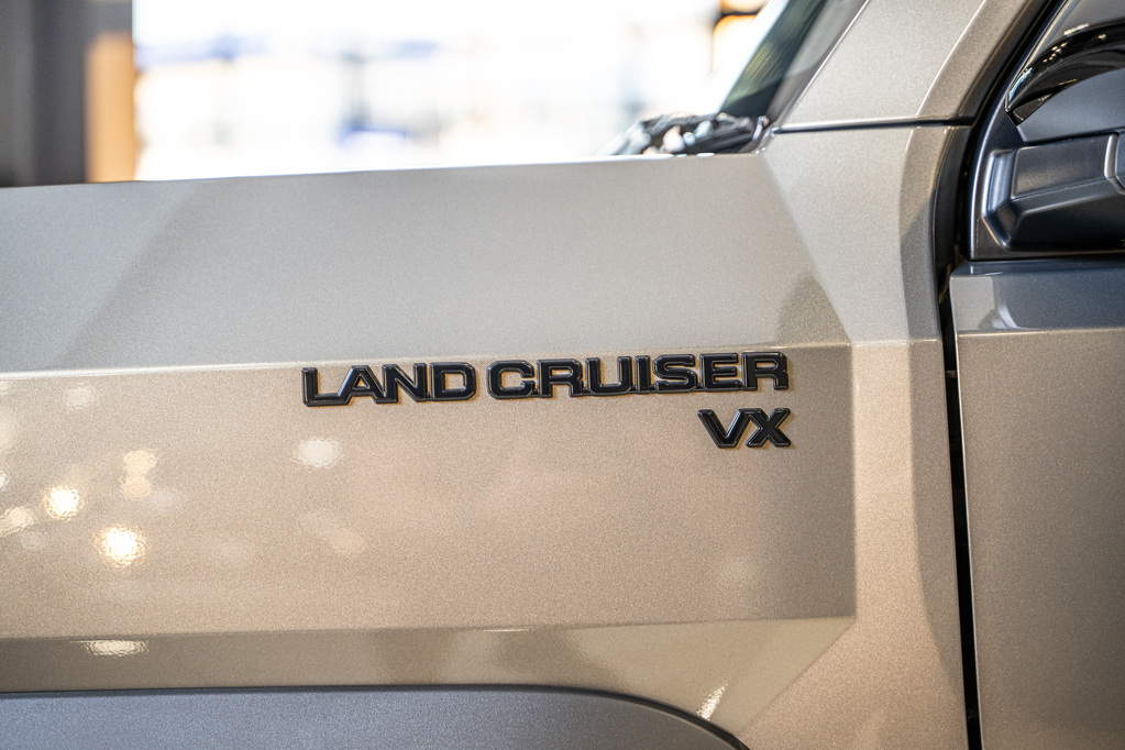 TOYOTA LANDCRUISER L/CRUISER FJ 2.7 VX A/T - 8
