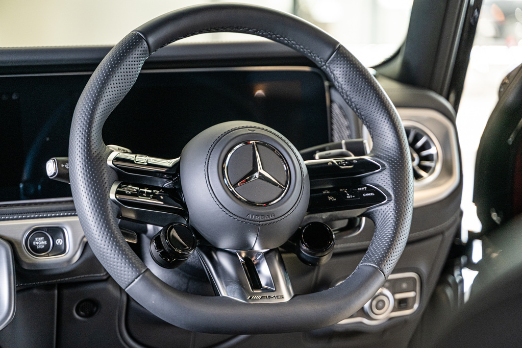 MERCEDES-BENZ G CLASS AMG G63 - 12