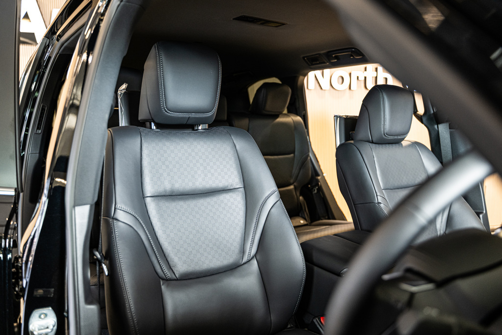 TOYOTA LAND CRUISER 300 LANDCRUISER 300 V6 3.3D ZX - 9