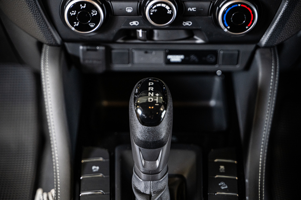 ISUZU MU-X MU-X 1.9D LS A/T - 17
