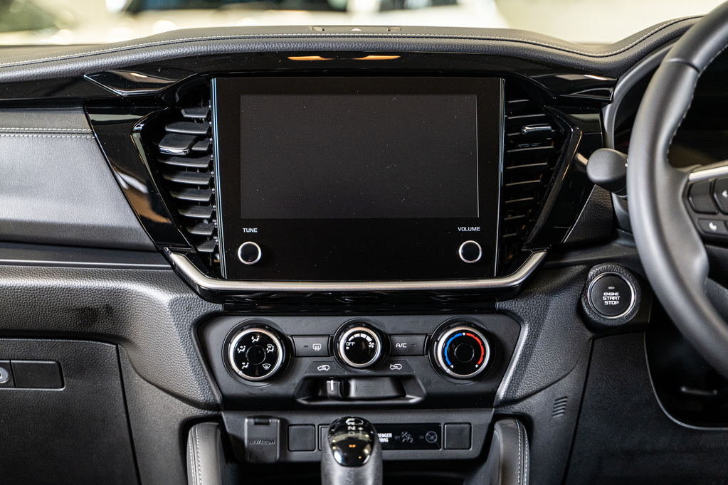 ISUZU MU-X MU-X 1.9D LS A/T - 18