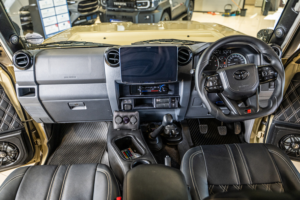 TOYOTA LAND CRUISER PICK UP LAND CRUISER 79 4.5D P/U D/C - 15