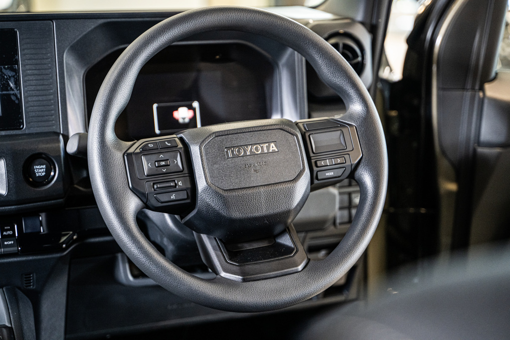 TOYOTA FJ CRUISER L/CRUISER FJ 2.7 GX A/T - 13