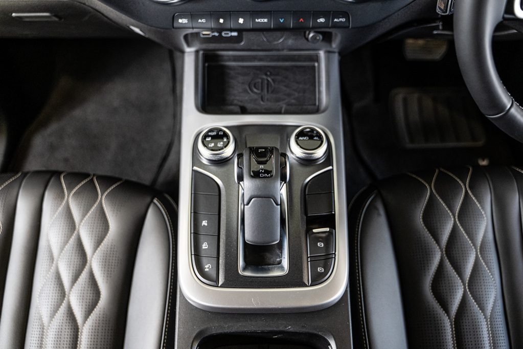 GWM TANK 300 TANK 300 2.0T SUPER LUXURY HYBRID 4X4 A/T - 15