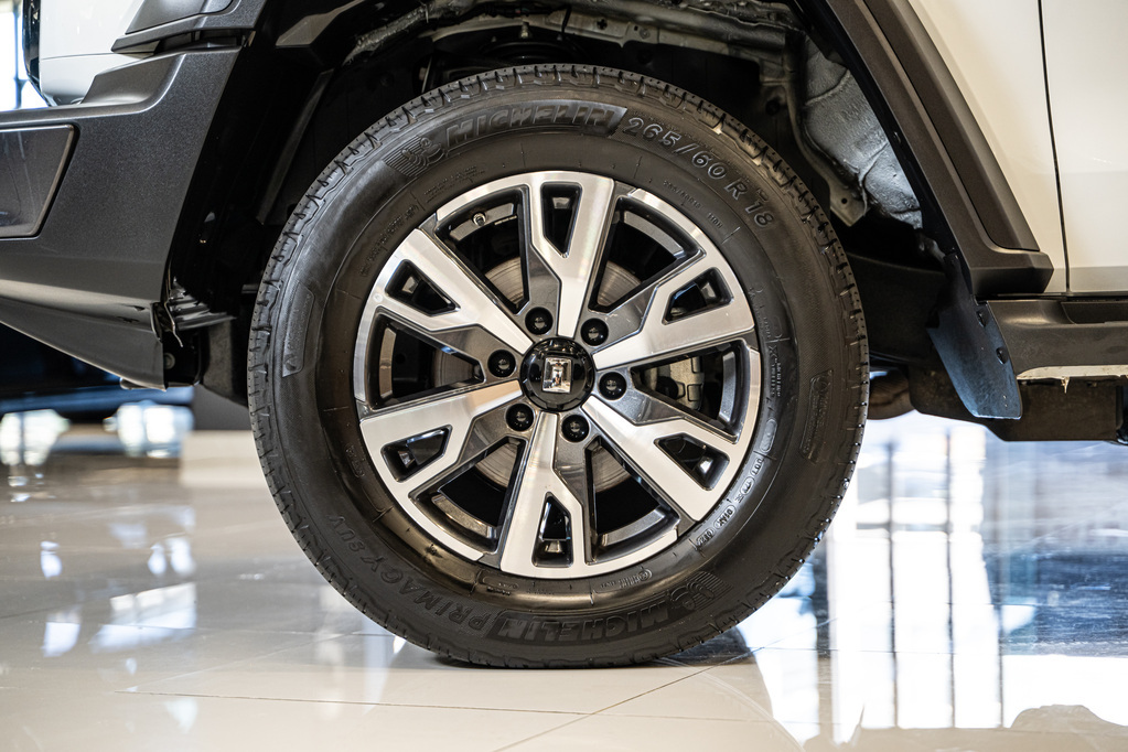 GWM TANK 300 TANK 300 2.0T SUPER LUXURY HYBRID 4X4 A/T - 8