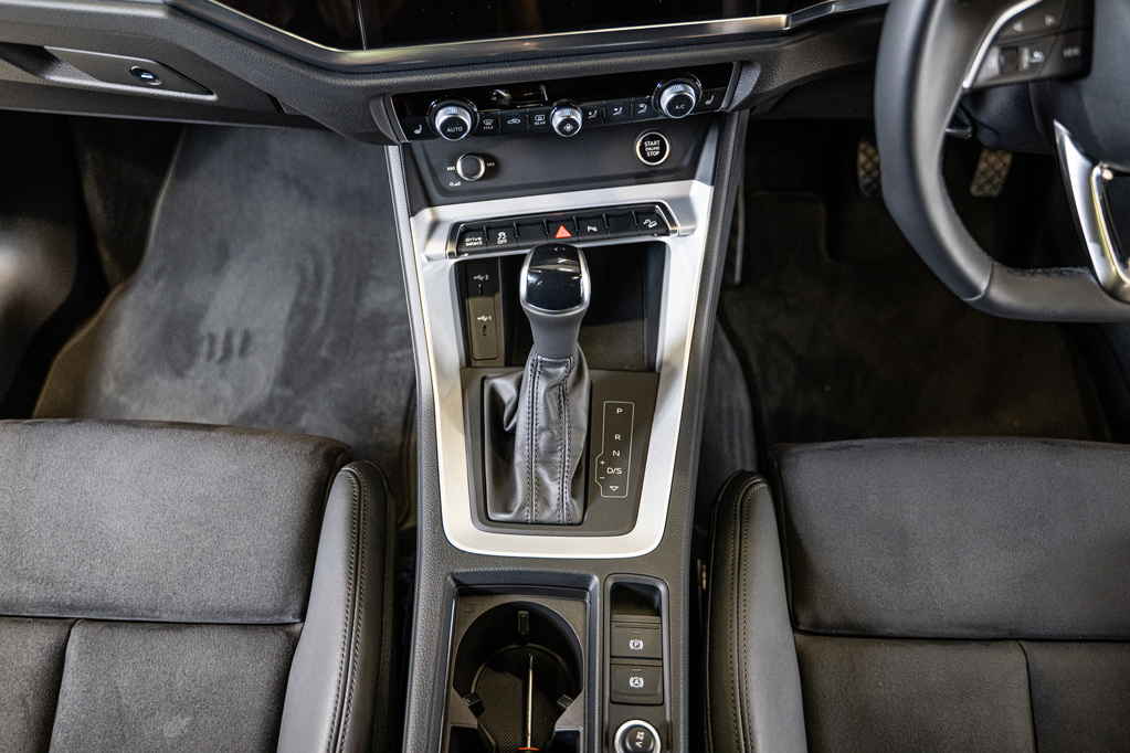 AUDI Q3 Q3 SPORTBACK 35 TFSI BLACK EDITION - 19