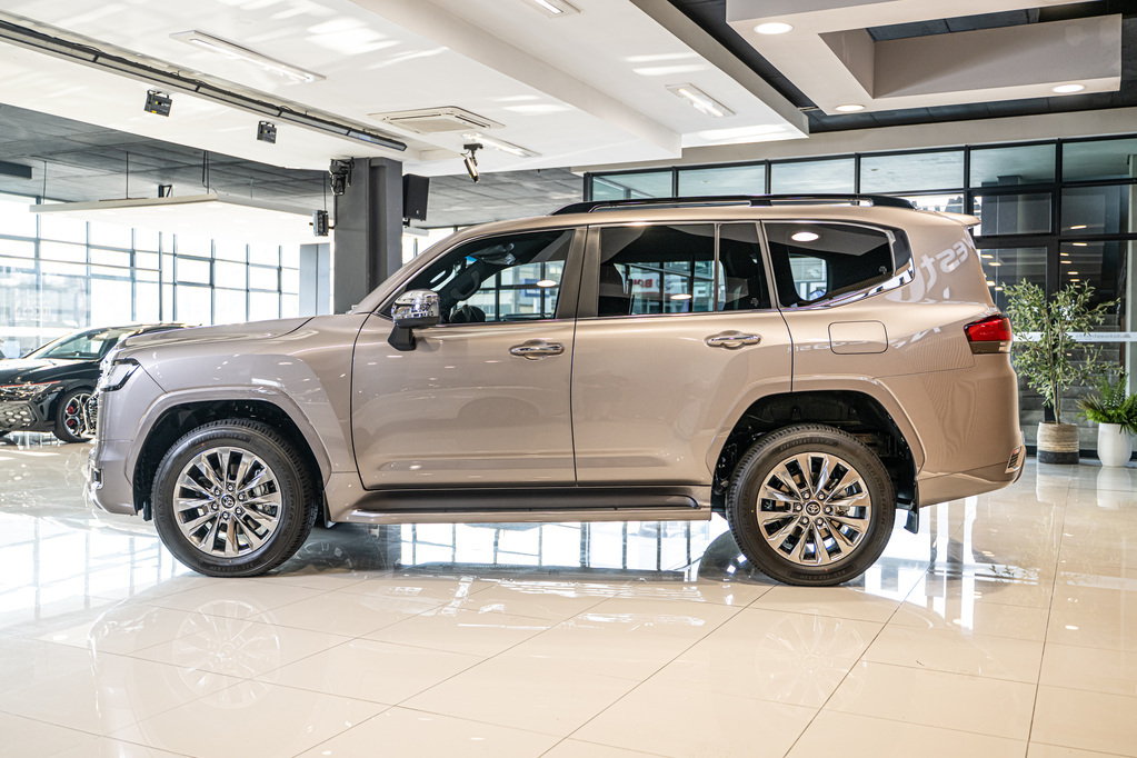 TOYOTA LAND CRUISER LANDCRUISER 300 V6 3.3D ZX - 6