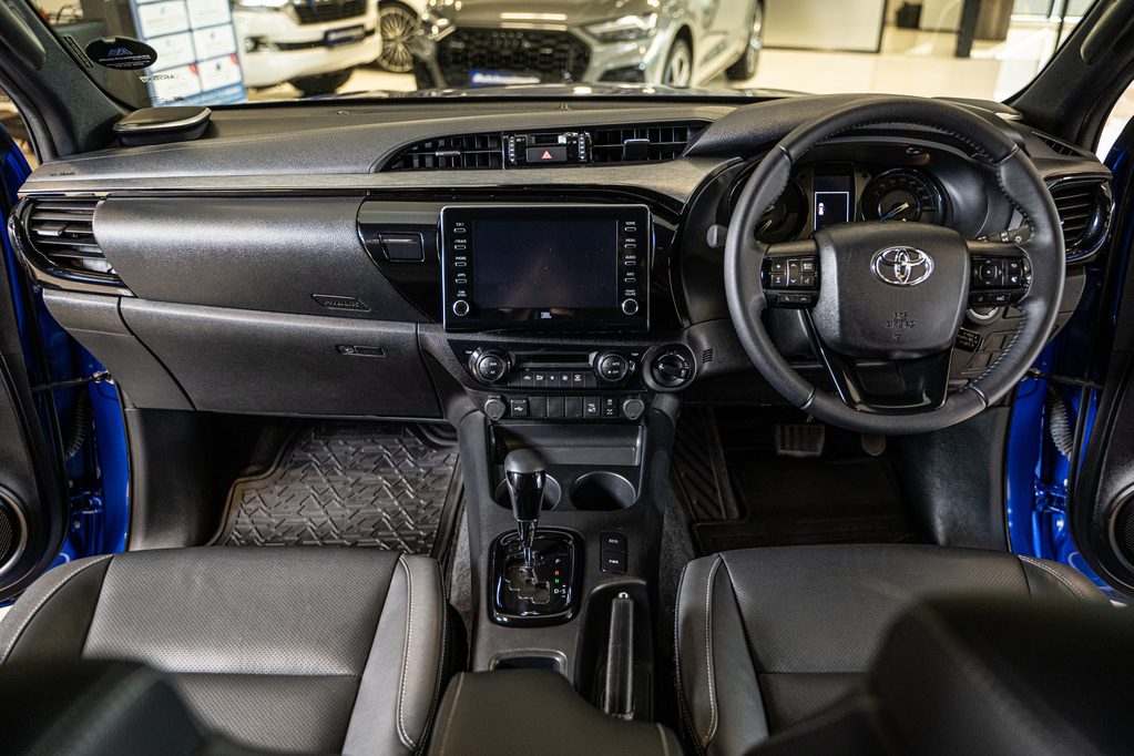 TOYOTA HILUX HILUX 2.8 GD-6 RB LEGEND 4X4 A/T P/U D/C - 13