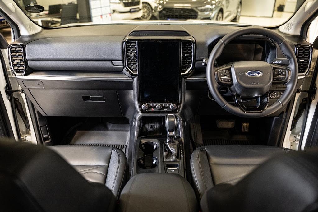 FORD EVEREST EVEREST 2.0D BI-TURBO XLT A/T - 11