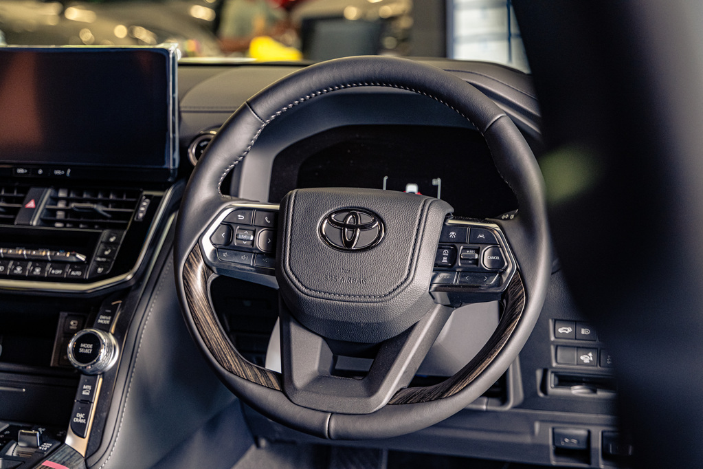 TOYOTA LAND CRUISER LANDCRUISER 300 V6 3.3D ZX - 8