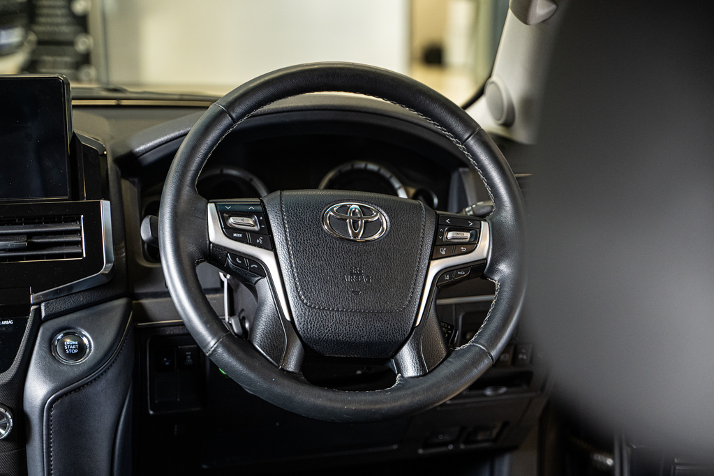 TOYOTA LAND CRUISER LANDCRUISER 200 V8 4.5D VX A/T