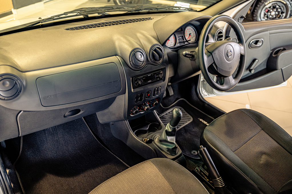 NISSAN NP200 NP200 1.6  A/C SAFETY PACK P/U S/C - 13