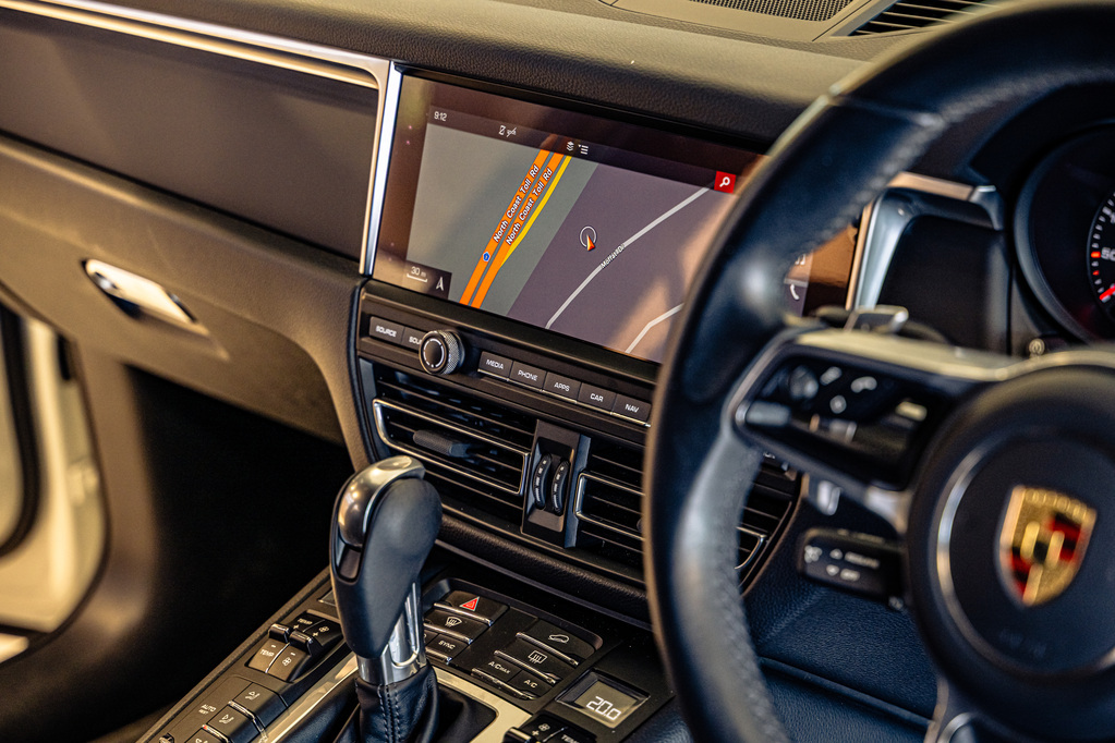 PORSCHE MACAN MACAN - 10