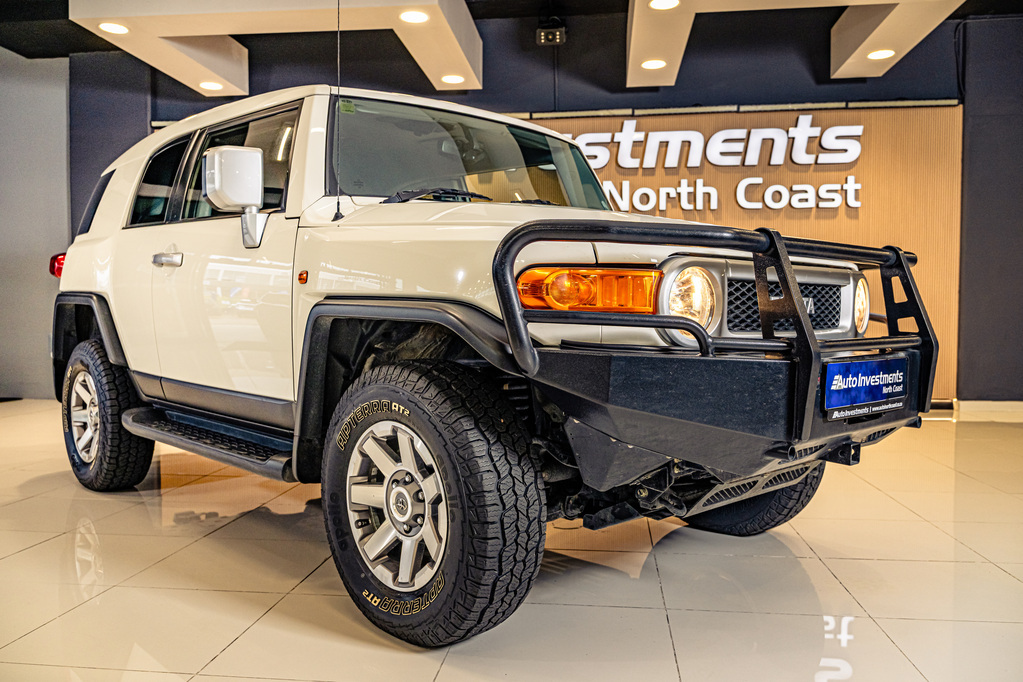 TOYOTA LANDCRUISER L/CRUISER FJ 4.0 V6 CRUISER