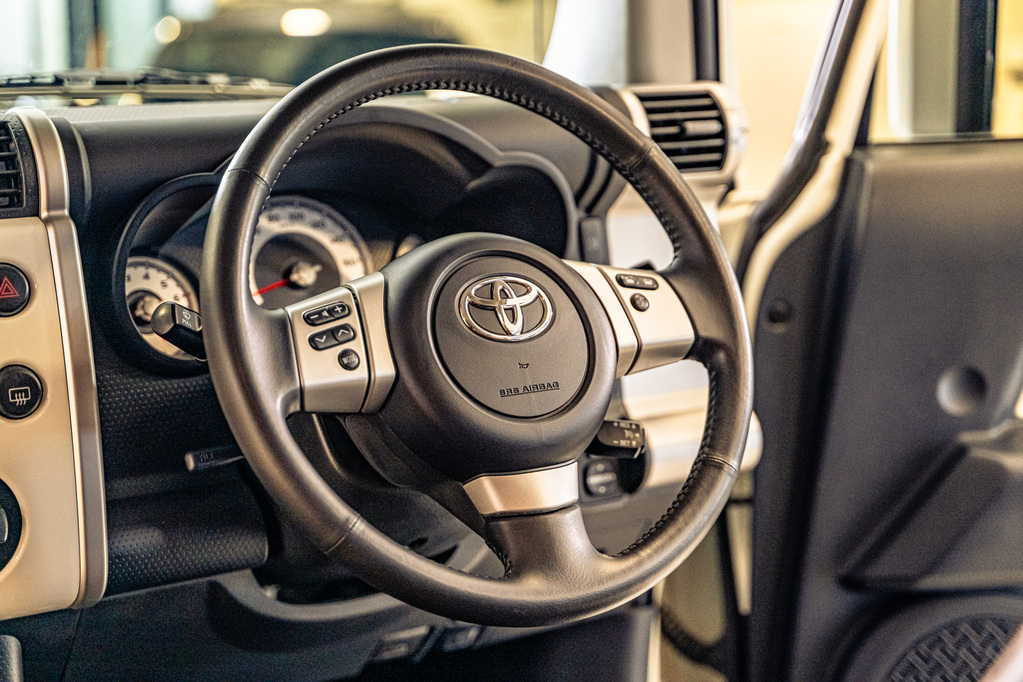 TOYOTA LANDCRUISER L/CRUISER FJ 4.0 V6 CRUISER